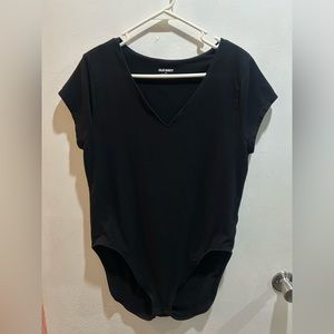 Old navy short sleeve v neck bodysuit